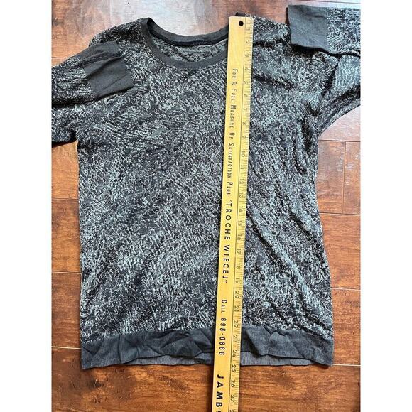 Lululemon Swiftly Breathe Long Sleeve Floral Black Rhino Grey Active 6? READ - Picture 3 of 5